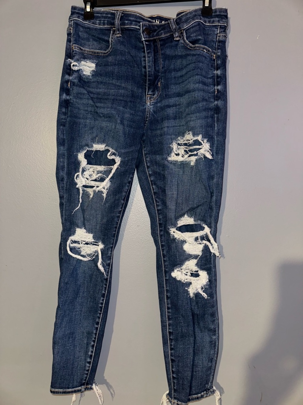 American Eagle Outfitters Women’s Dark Blue Distressed Skinny Jeans